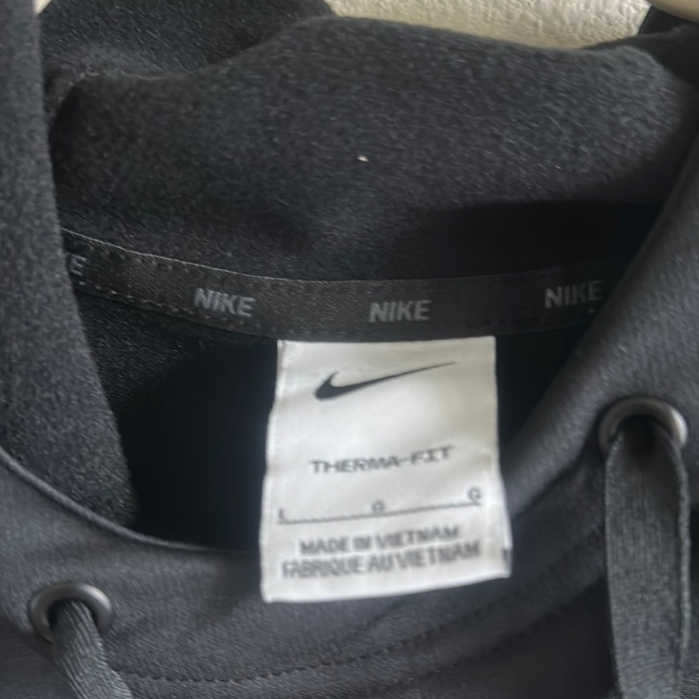 Nike Black Hoodie with White Logo - Picture 4 of 5